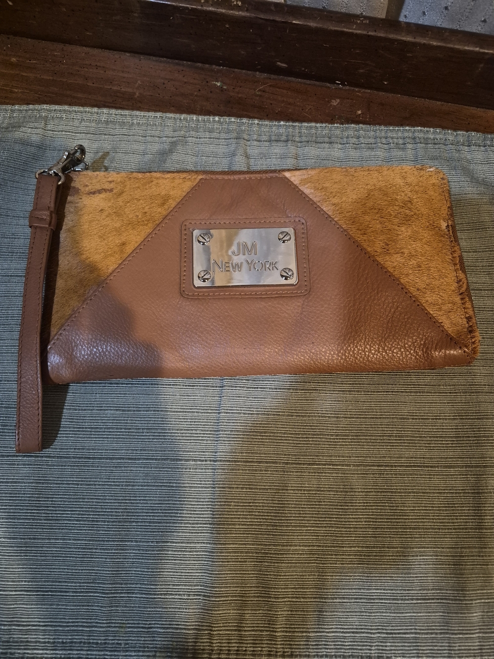 🤠 Giddy Up & Get Organized! JM New York Cowhide Wristlet